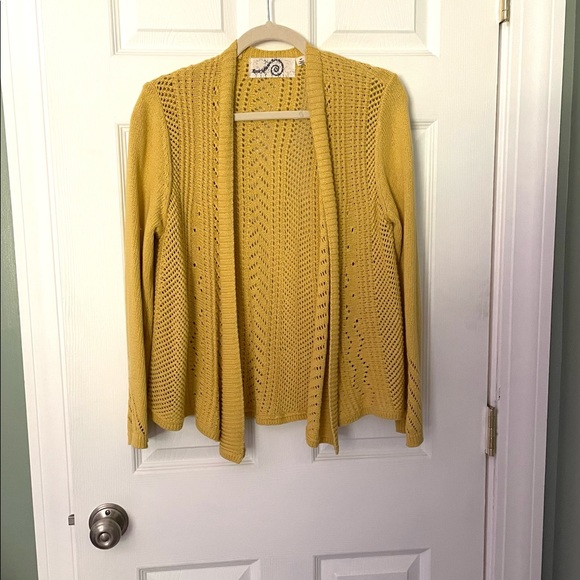 Beautiful open weave Anthropologie sweater in yellow/gold. Size MP - Picture 1 of 4